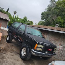 92 Yukon 2door Sale OR Trade Not For Parts 