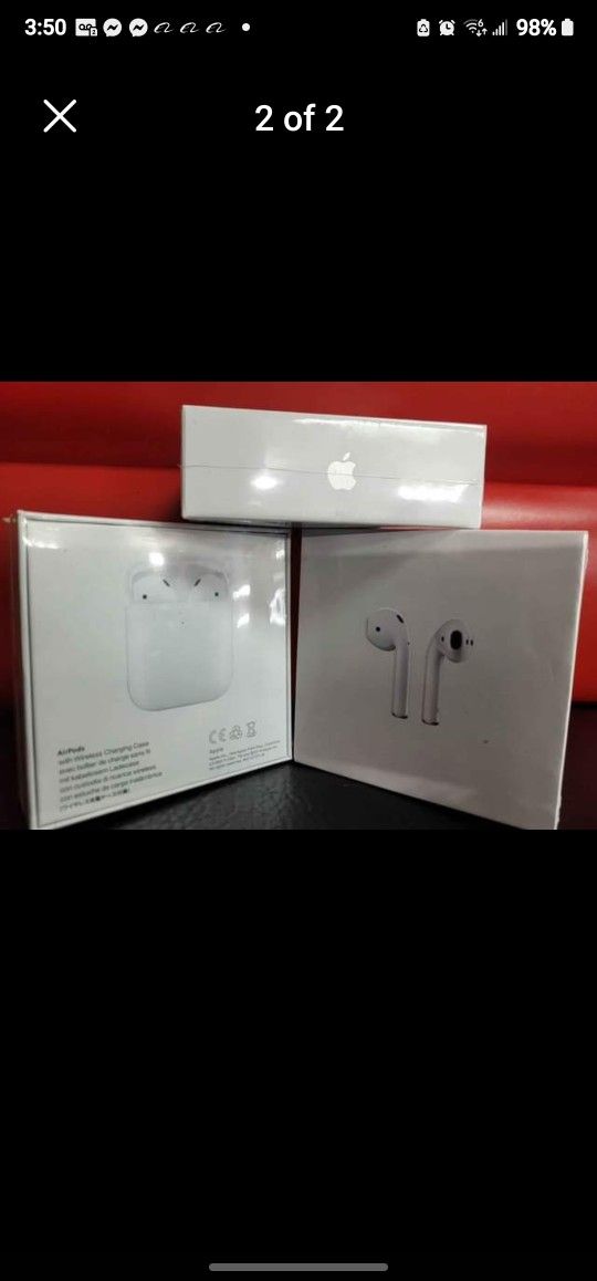 APPLE AIR PODS 1ST GEN. NEW IN BOX⭐⭐⭐