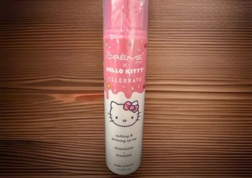 The Creme Shop Hello Kitty Celebrate Setting & Priming Rose Water Diamond Spray