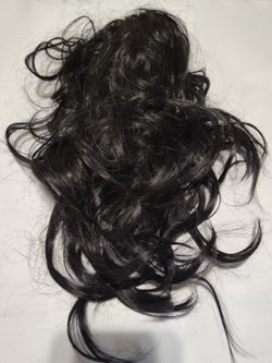 Black Clip On Ponytail / Wig
