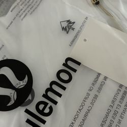 White Lululemon Define Jacket FREE SHIPPING!!!