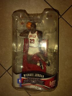 2009 Upper Deck Pro Shots Michael Jordan Series 2 Pose IV Figure White Jersey