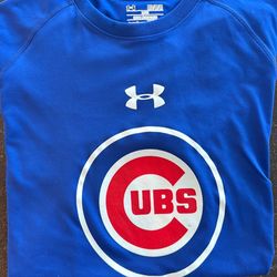 Chicago Cubs Under Armour shirt