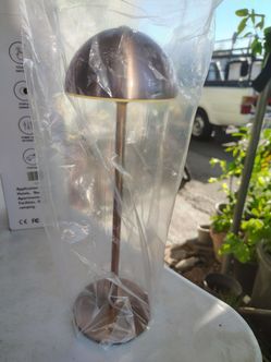 Multifuncional charging lamp