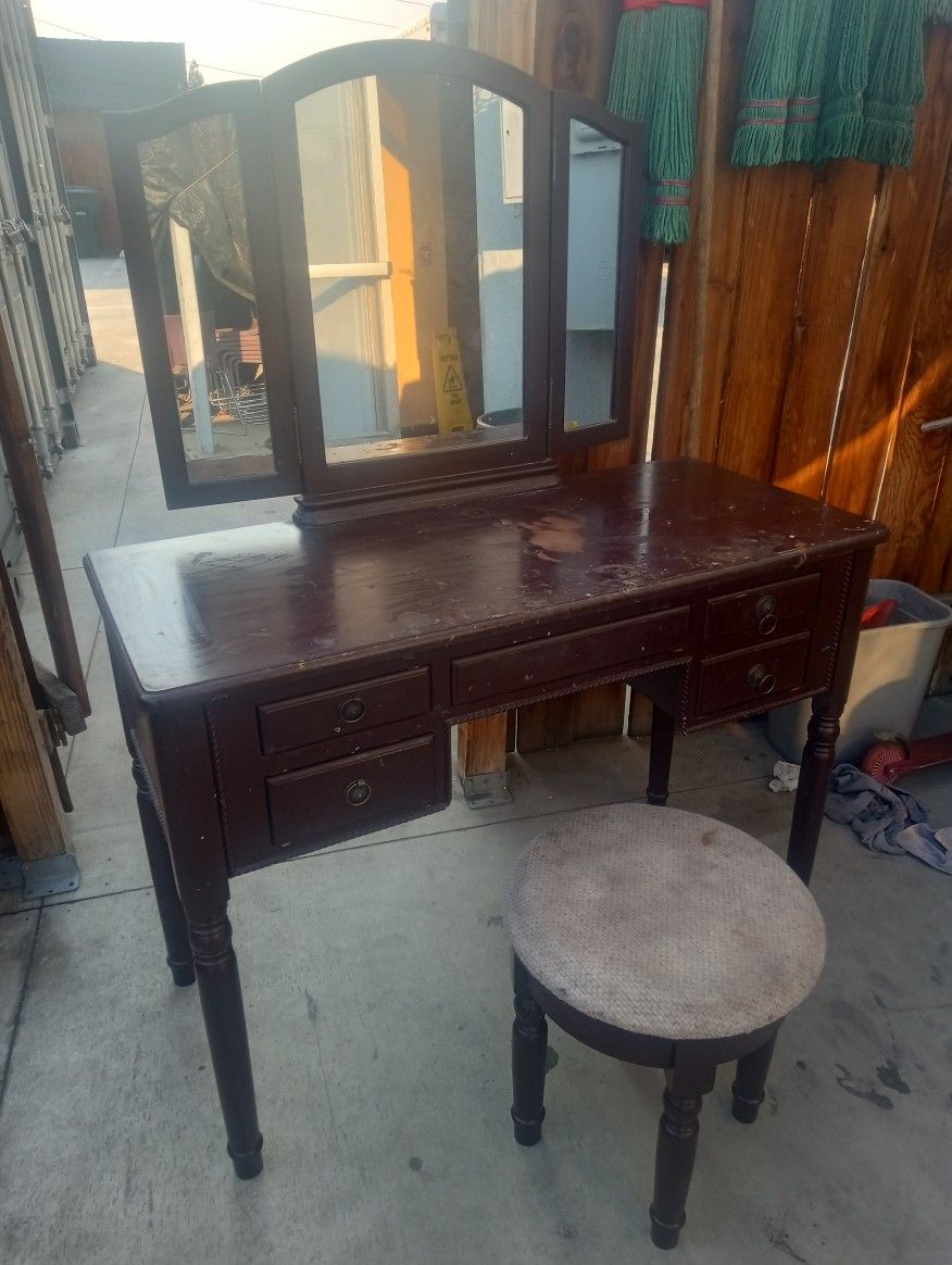 Wood Desk Vanity /& Mirror With Stool Chair Needs TLC