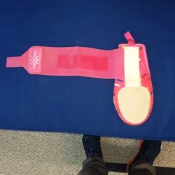 Flat bill donut sprinkles sliding mitt