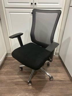 Computer chair