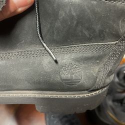 black shoe clean out