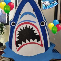 Custom Pinatas 