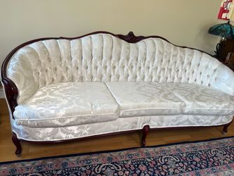 One 91 inch sofa, 1 loveseat and 1 chair for sale (set)