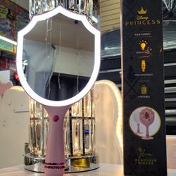 💫 Aurora LED handheld makeup mirror with standing base.                                             