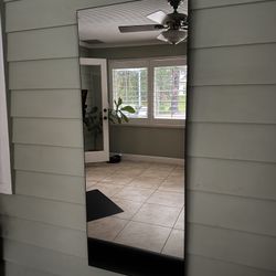 Lululemon Studio Mirror