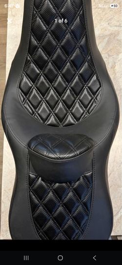 Harley davidson touring model seat 08-23