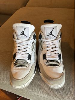 Jordan 4s military blk size 11.5