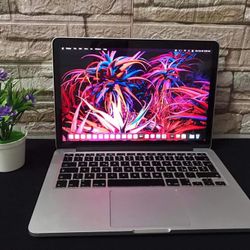 Apple MacBook Pro Retina Display Intel dual core i5 processor 8GB RAM 128GB SSD STORAGE DRIVE $220 