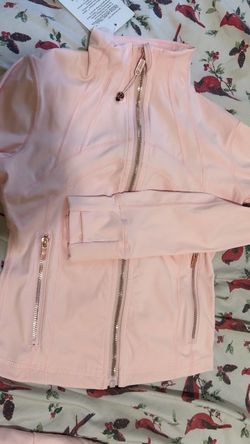 Brand new lululemon define set never worn color *milkshake*