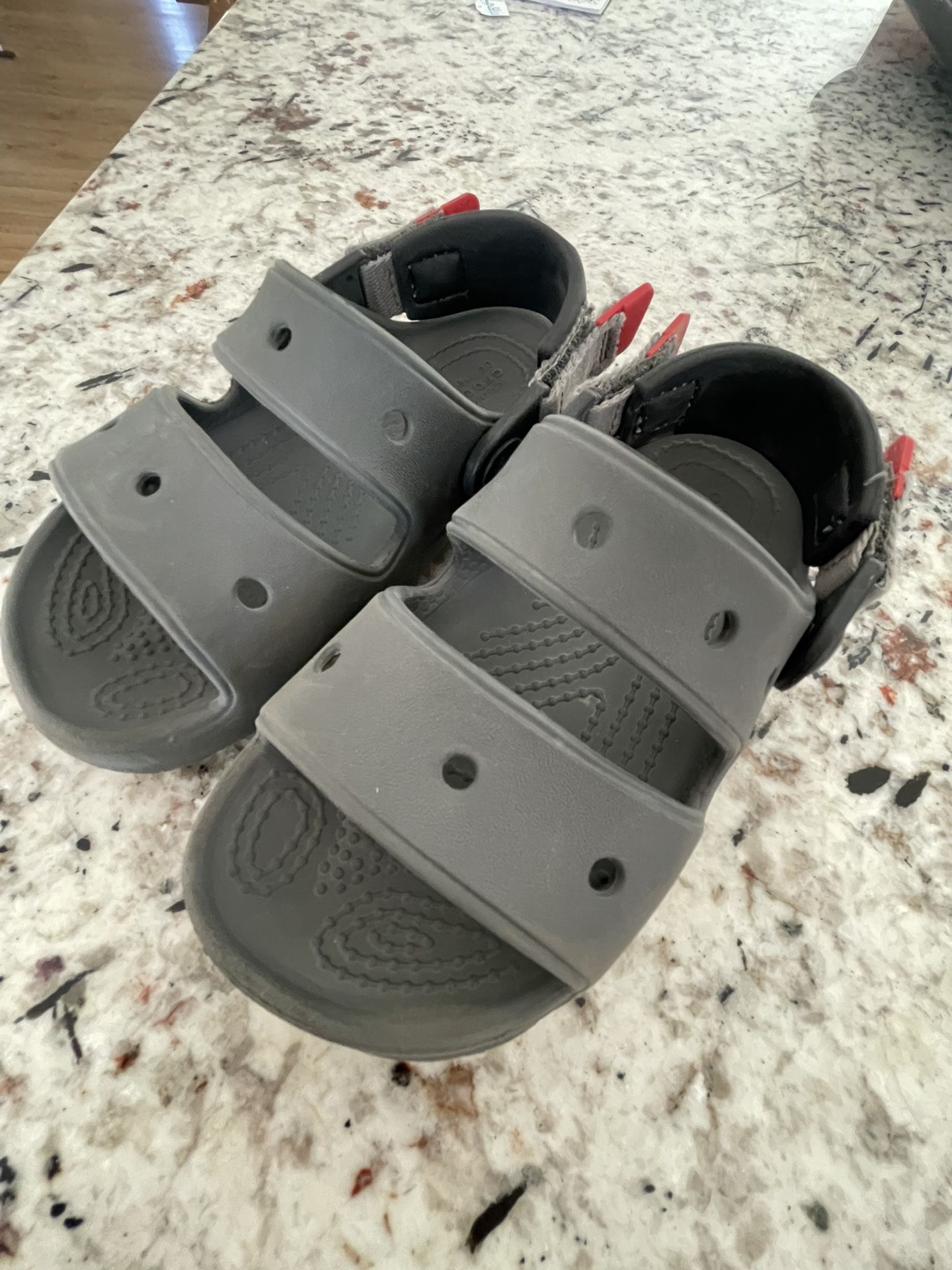 Crocs Toddler Grey Sandal C11