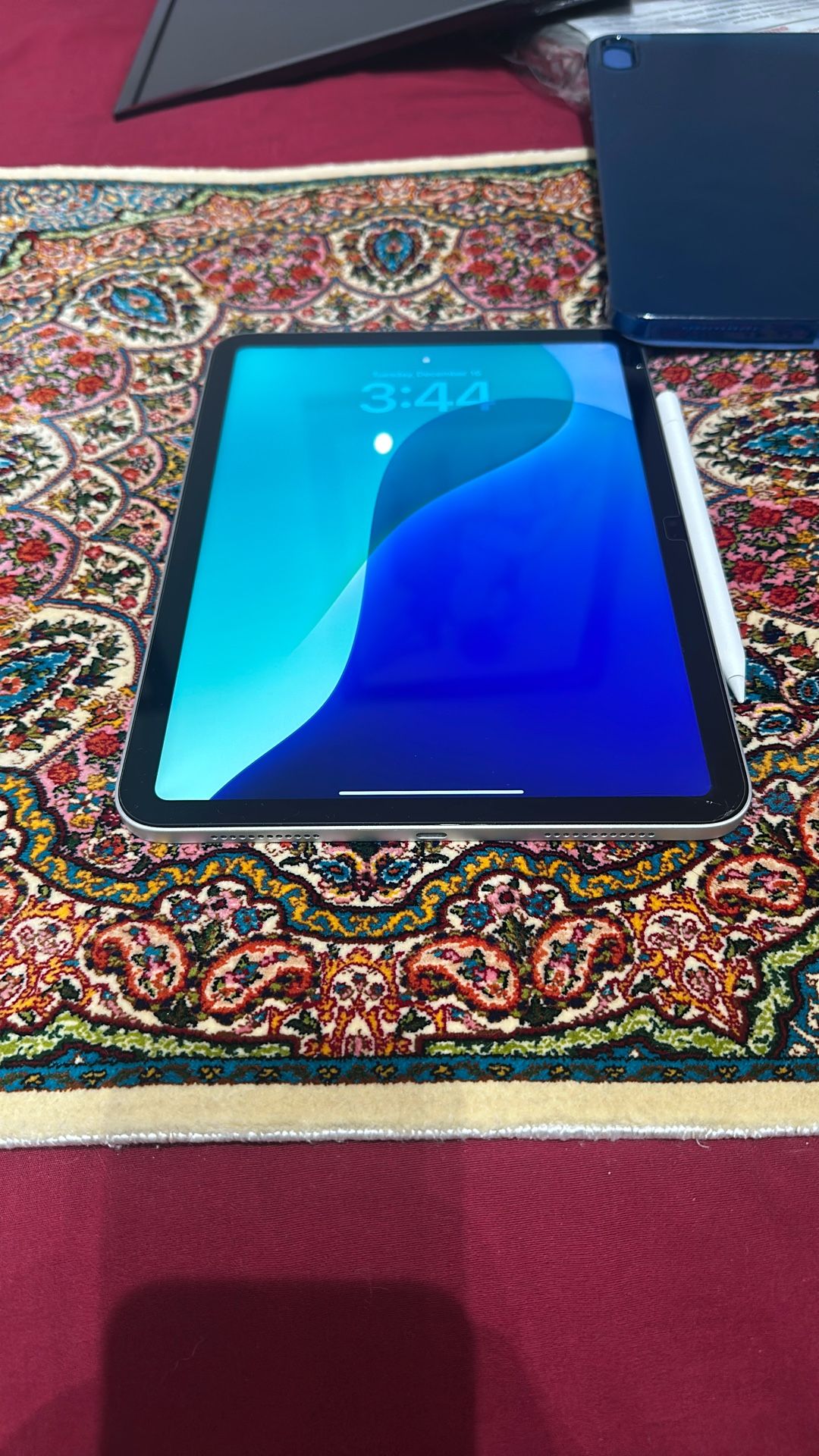 2025 iPad 128g w/pen