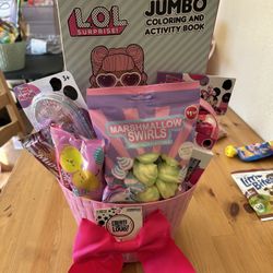 Minnie Mouse Easter Basket 