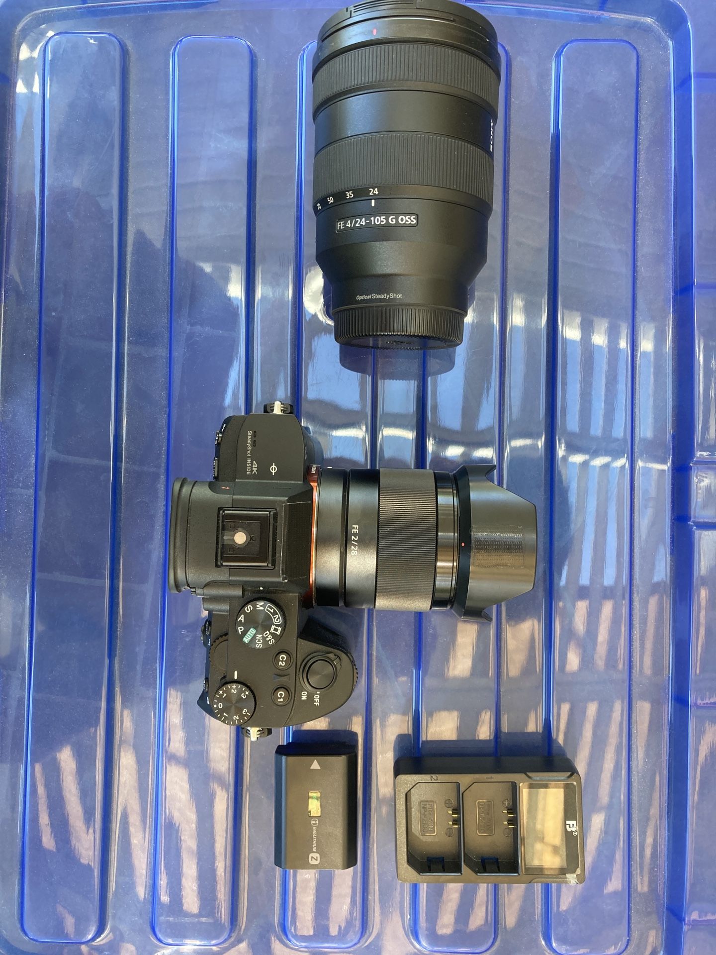 Sony A7iii bundled with two lenses (less than 600 shutter)