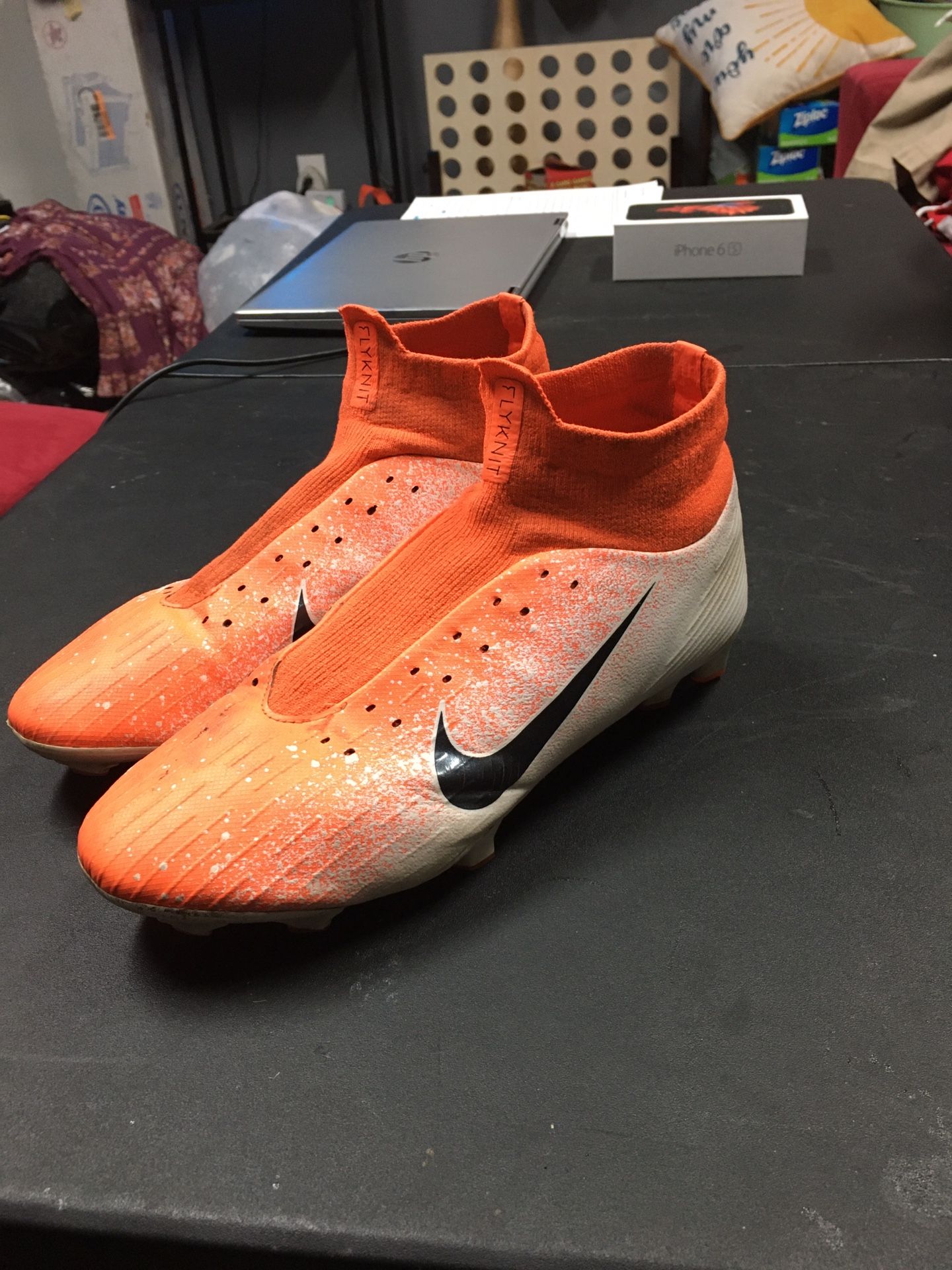 Soccer shoes nike mercurials