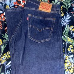Levi’s 505 SIZE Width-32 Length -32 I Want Sold ASAP.