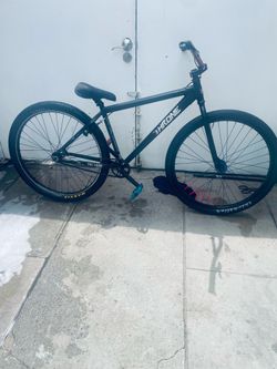 THRONE BIKE