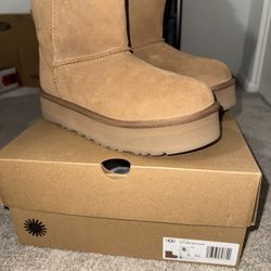 UGGS Classic Mini Platforms 