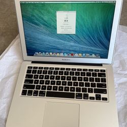 APPLE MAC AIR LAPTOP MID 2013