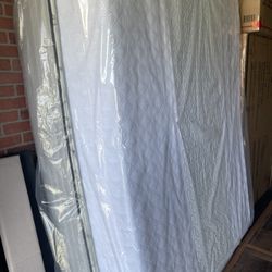 Queen Size Mattress Memory Foam