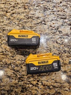 2x DeWalt 20V MAX XR 5.0Ah Batteries