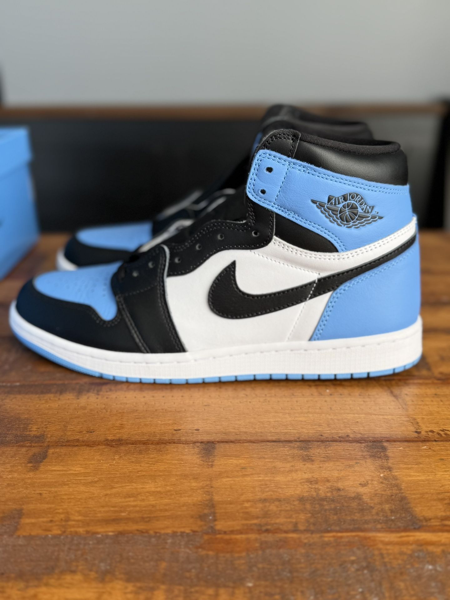 Jordan 1 UNC
