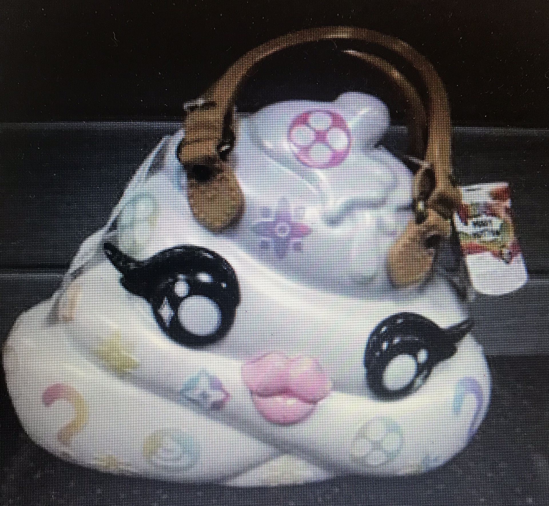 MG Entertainment Poopsie Pooey Puitton Surprise Slime Making Kit in  Collectible Purse/Case. for Sale in Beverly Hills, CA - OfferUp