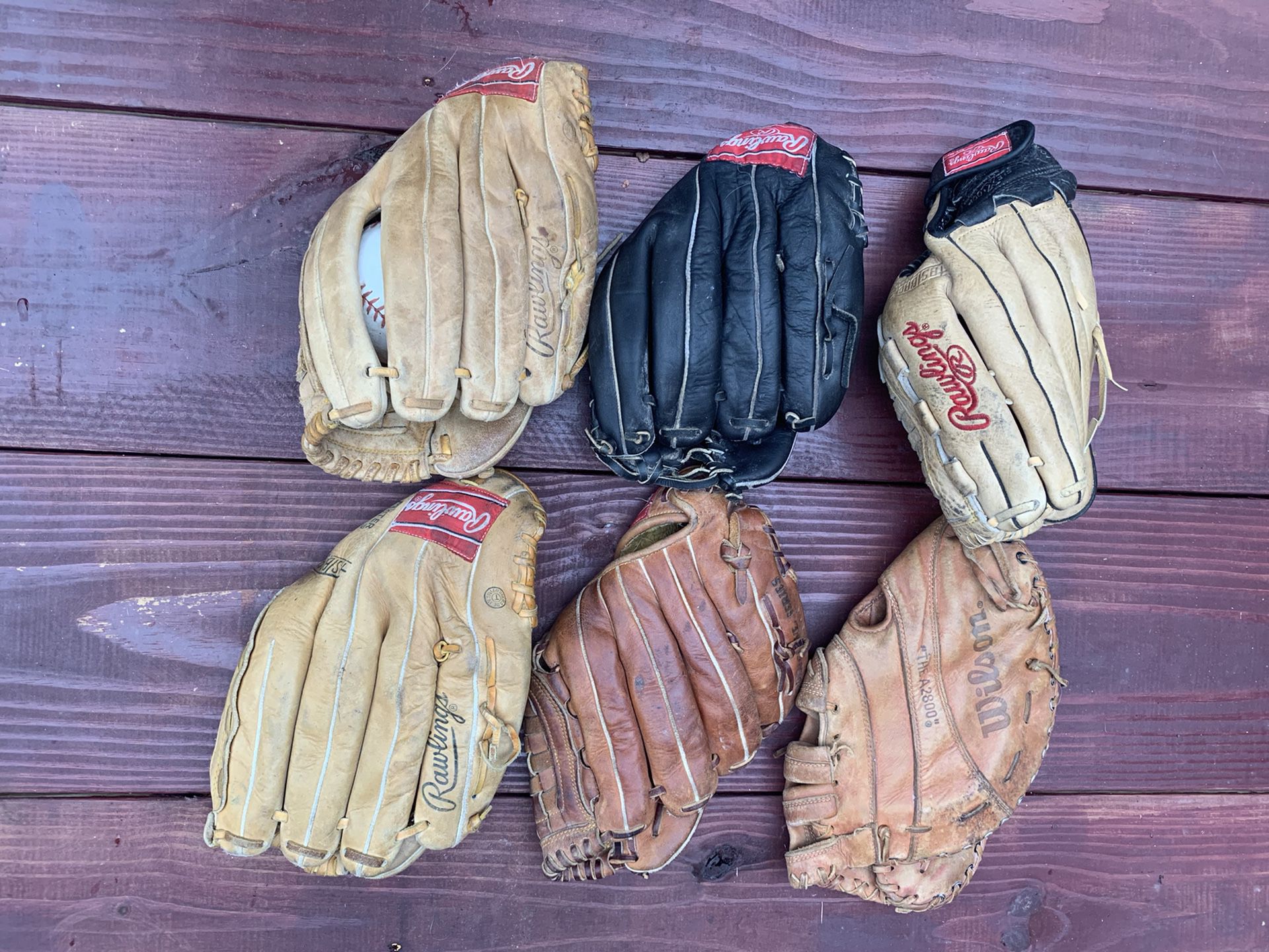 Rawlings baseball or softball gloves