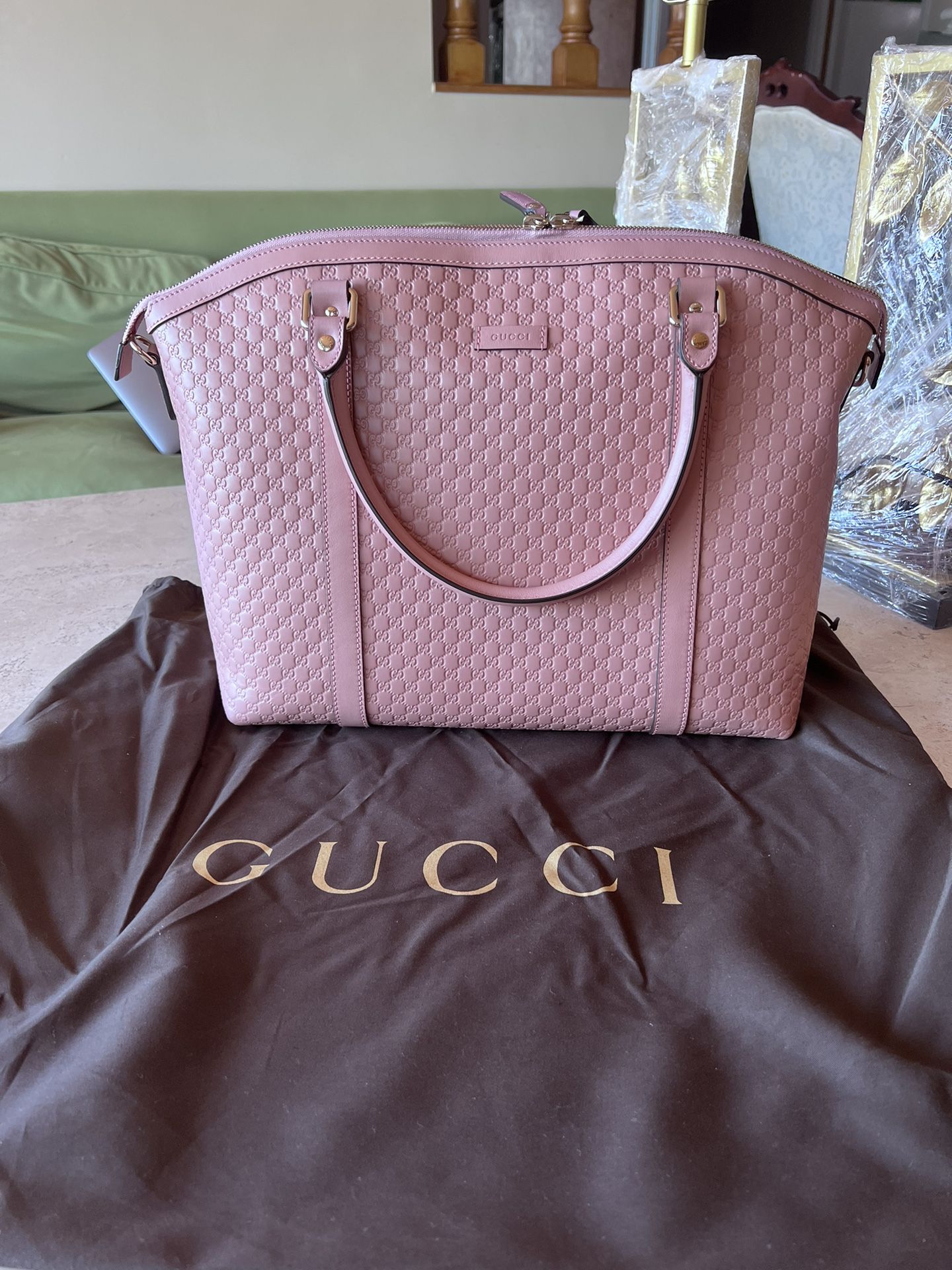 Pink Leather Gucci Purse