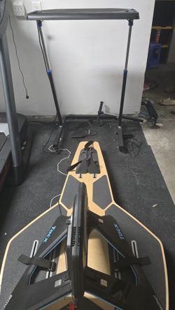 Tacx Neo 2T Bike Trainer, SARIS rocker Plate Platform MP1, wahoo Fan, Trainer Table