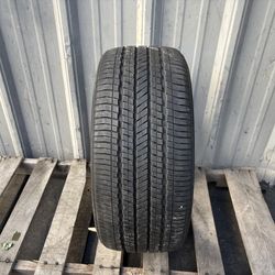 Yokohama Avid S34 225/40r18 Tire