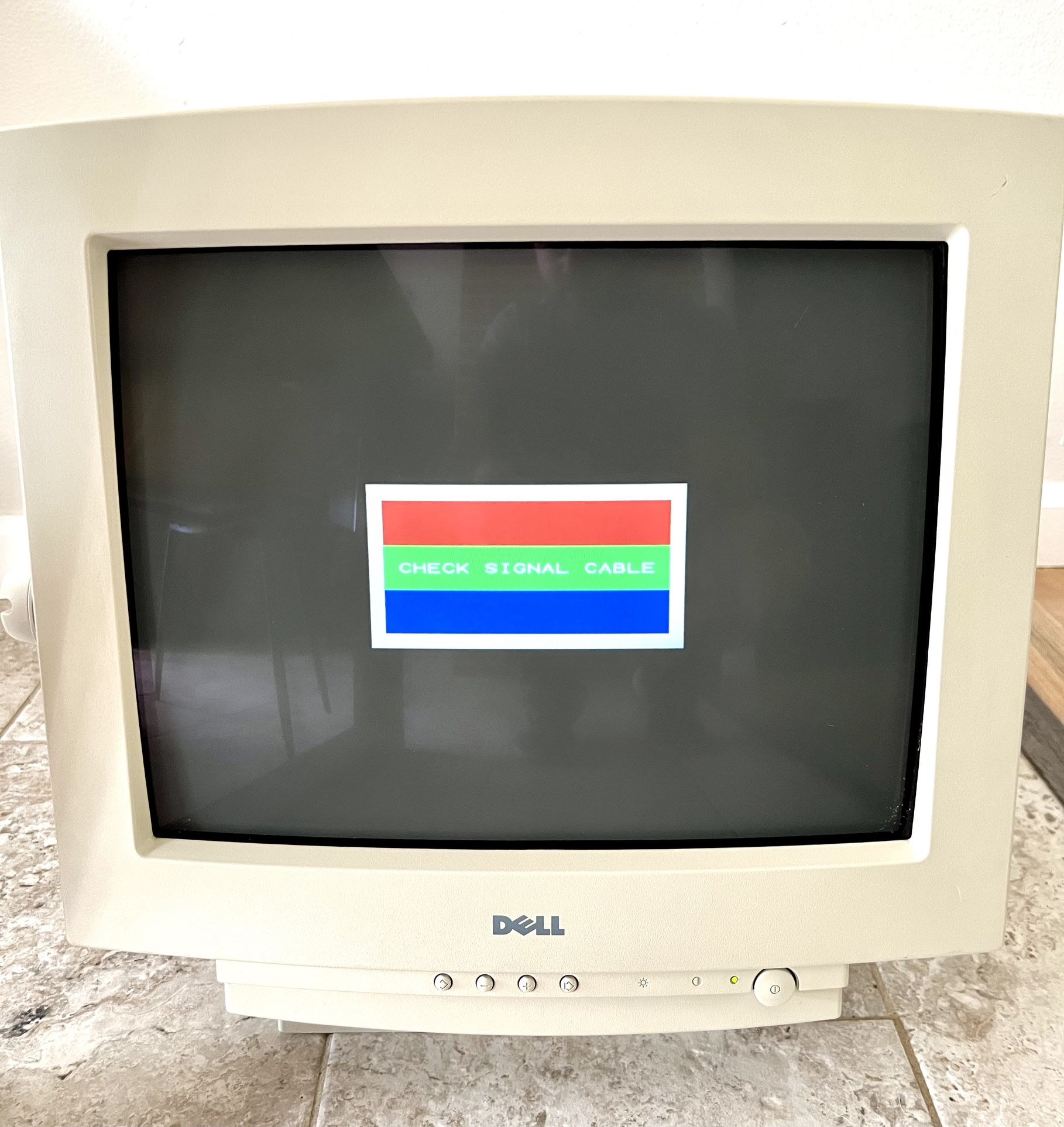Dell D1028L 17" CRT Monitor Retro Gaming Computing Vintage RGB VGA