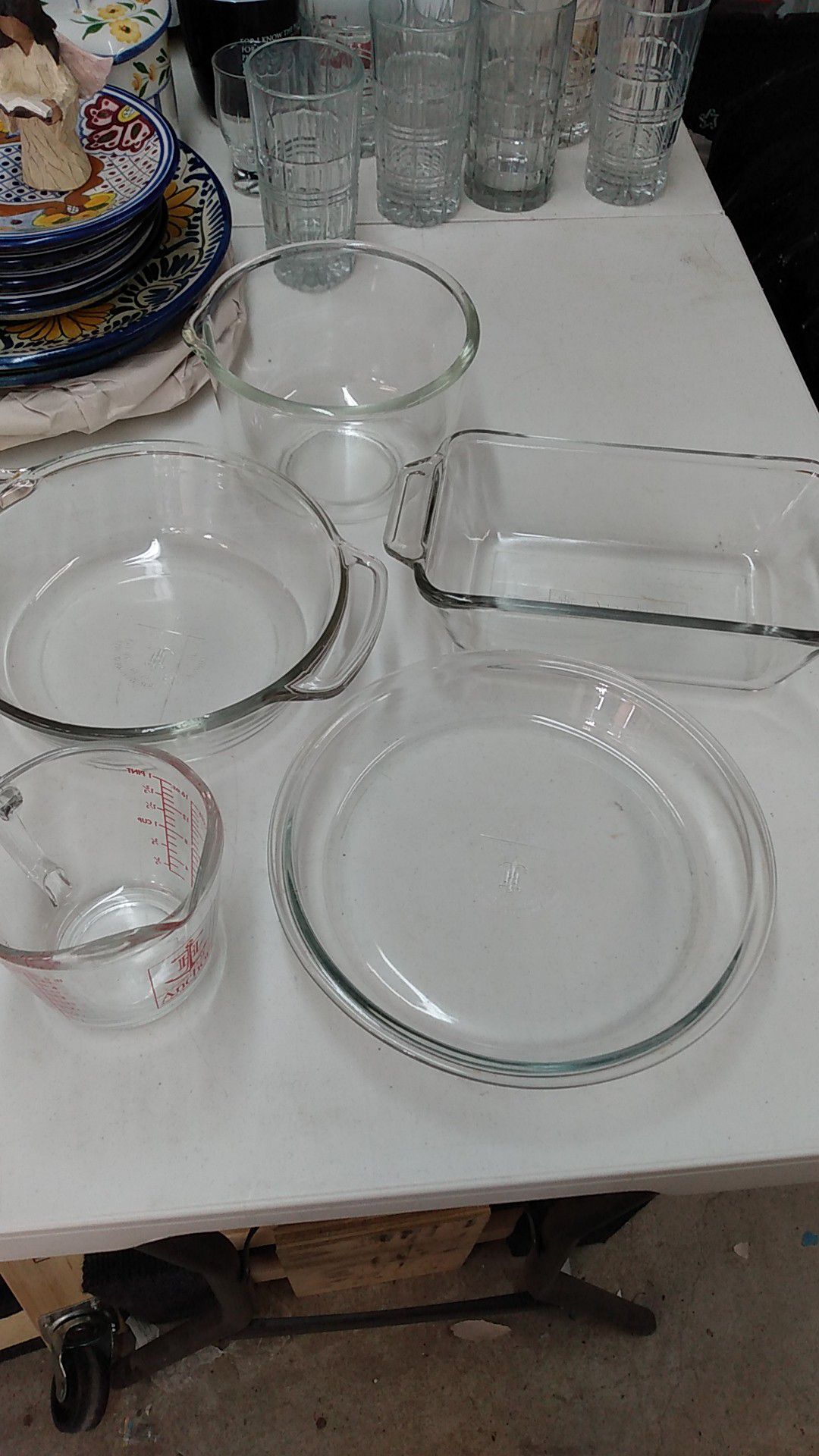 Anchor glass cookware