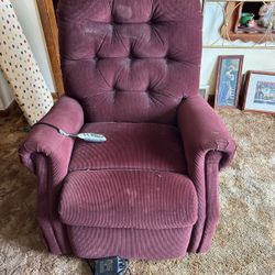 Pride Heritage Collection power lift recliner, a model like the LC-358XL.