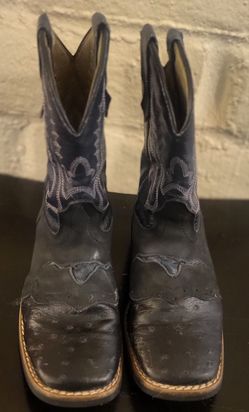 Kids boots youth