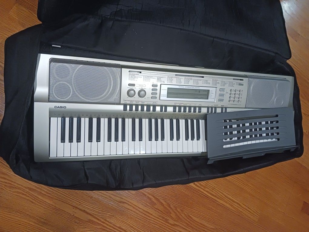 CASIO KEYBORD. STAND AND CORD