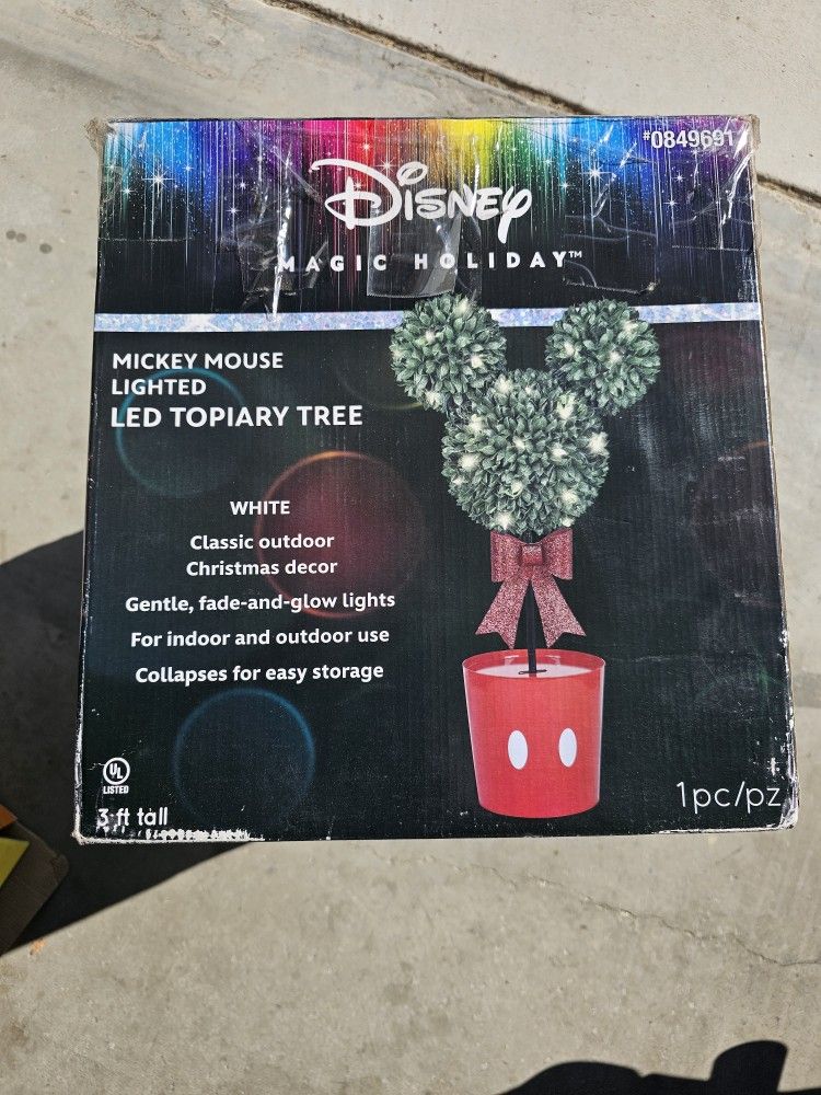 Disney Mickey Mouse Christmas LED Topiary