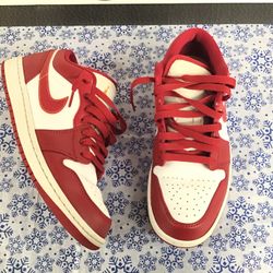 Jordan 1 Low