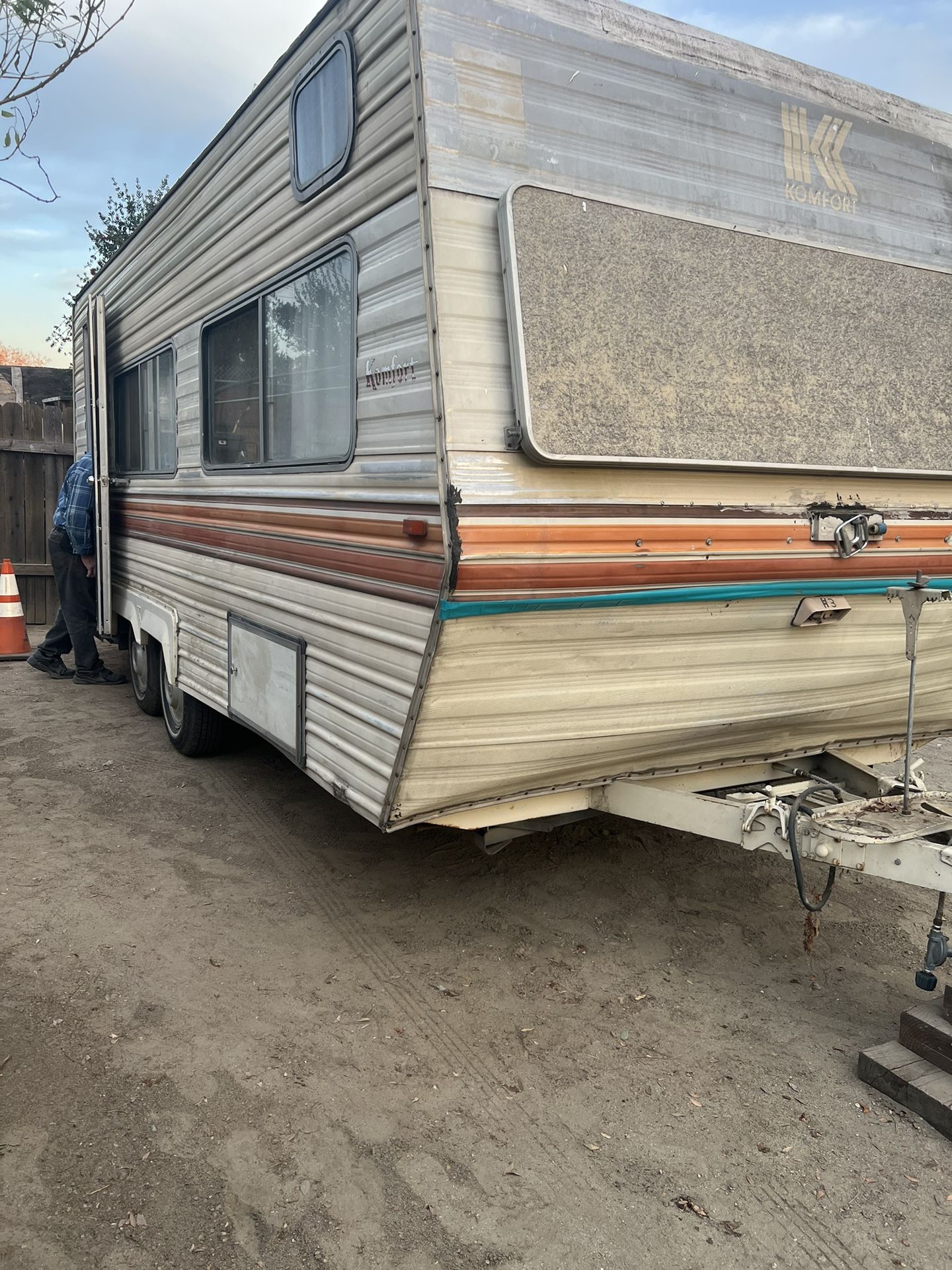 trailer In Good Conditions 3000$ Make Offer I Have 2 Trailers
