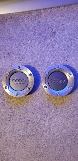 2 AUDI CENTER CAPS