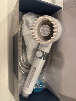 Filtered Shower head with Scalp Scrubber