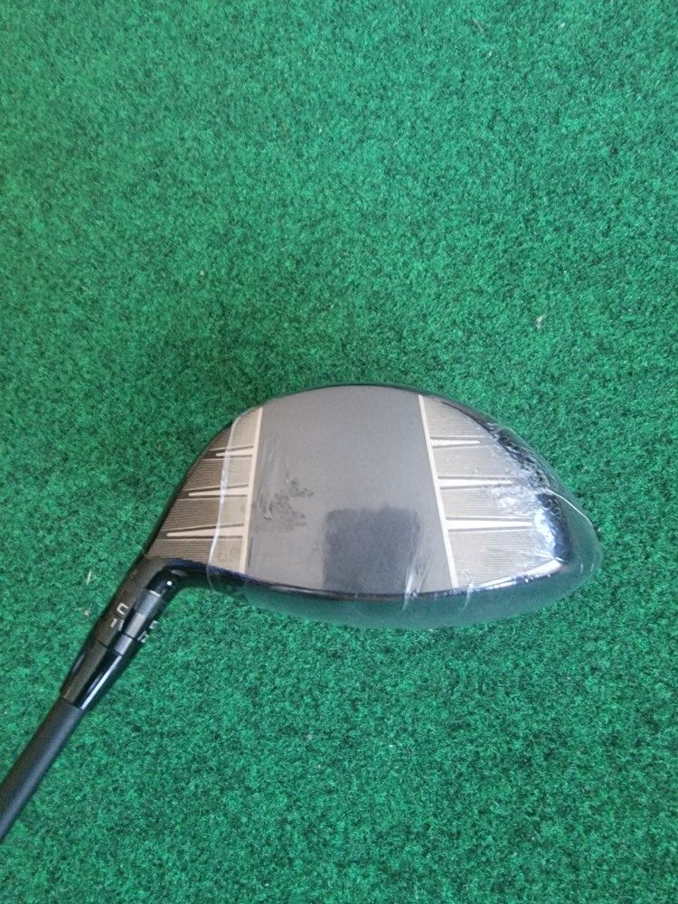 Titleist GT4 9*