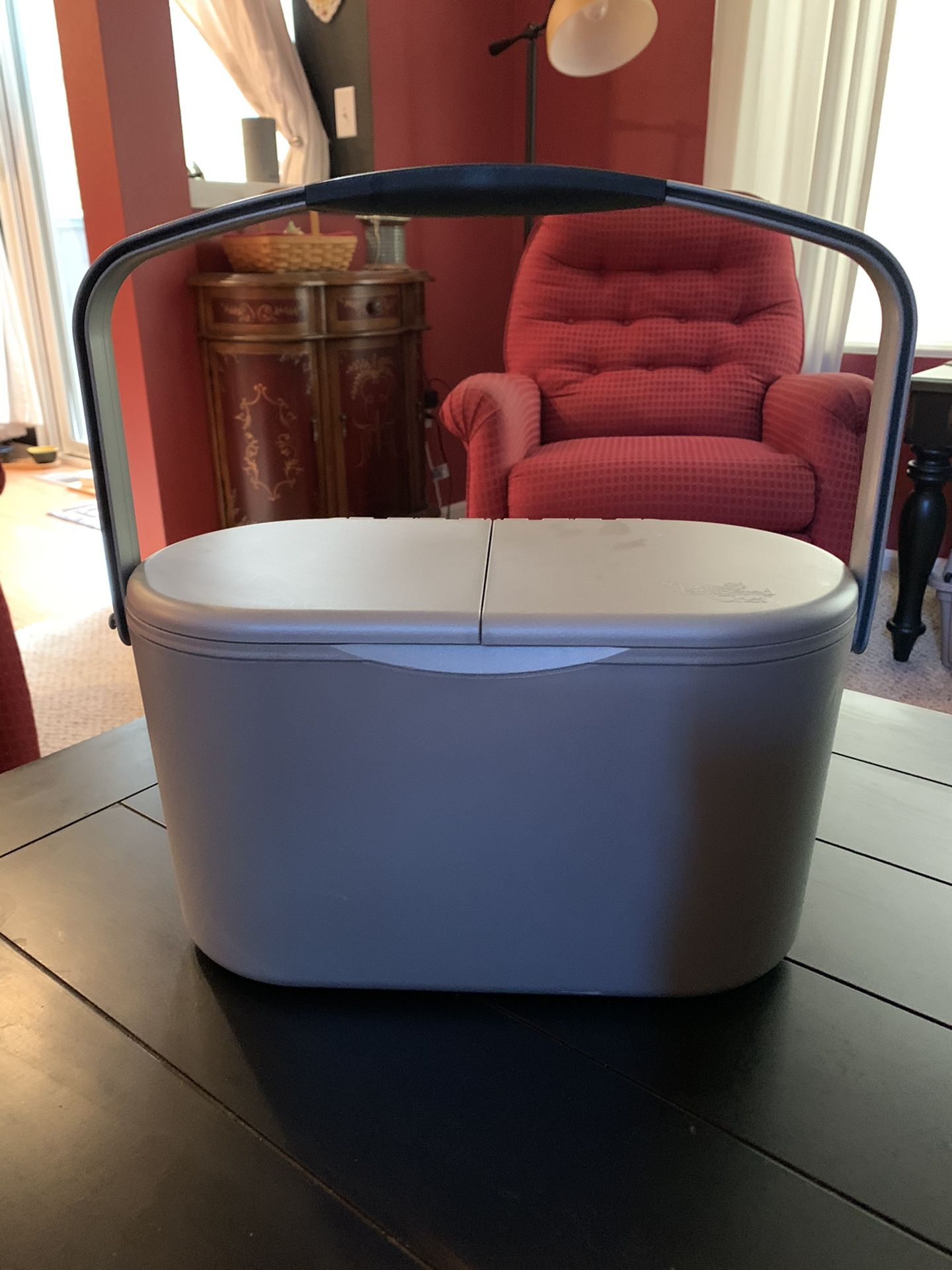Pampered Chef portable cooler, ice chest