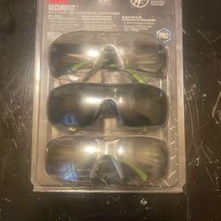 3M Secure Fit Safety Glasses 